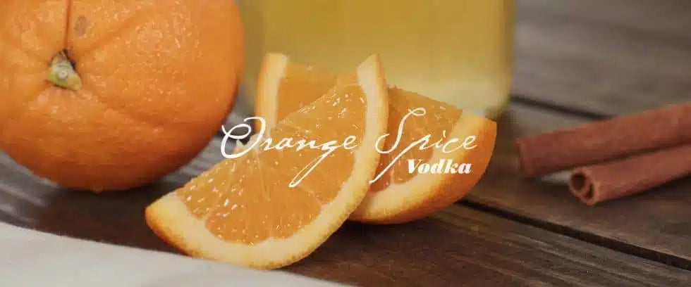 Receta de licor de naranja con especias y canela macerado con alcohol para licores de 96º de alta pureza.